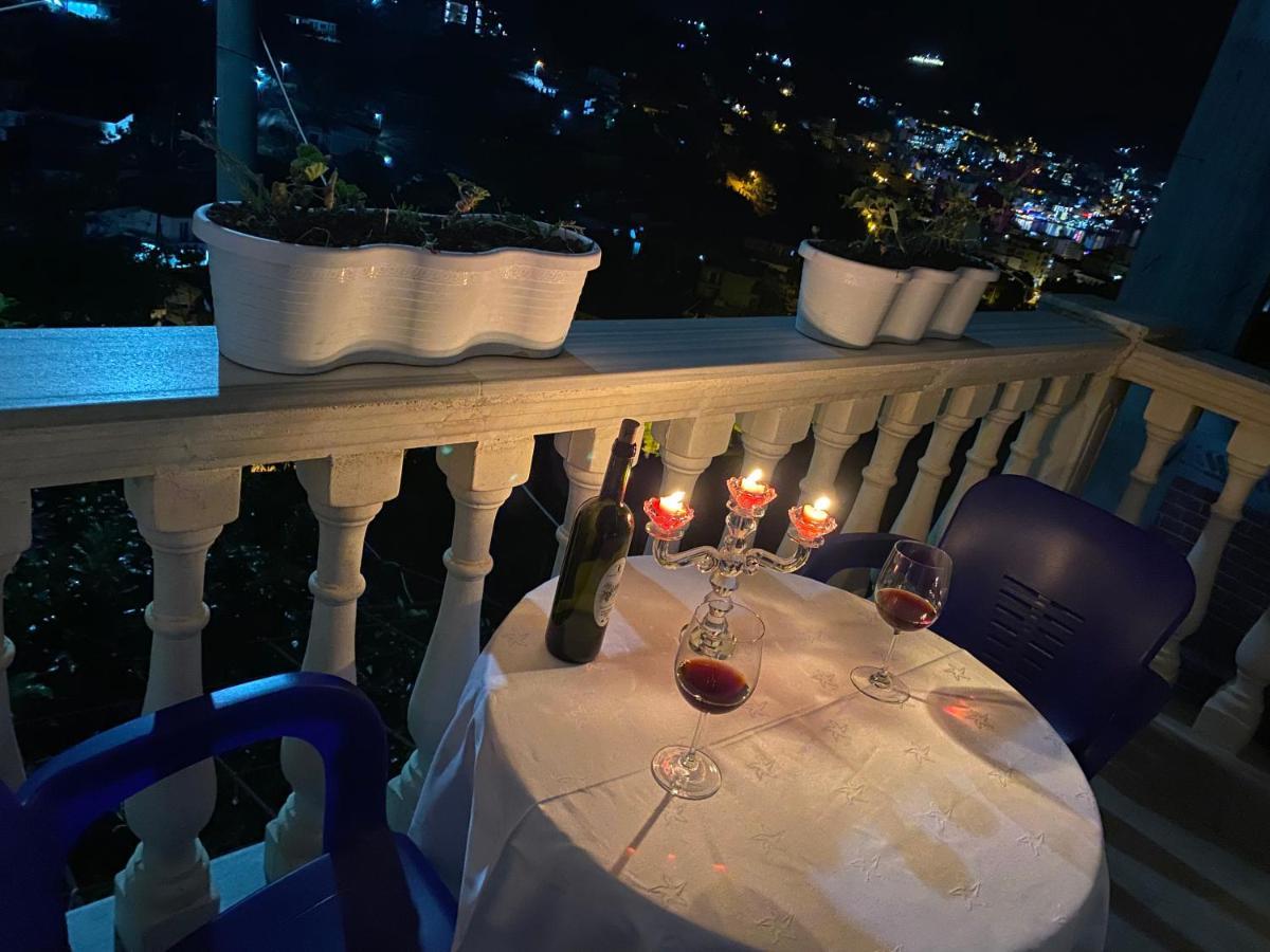 Vila Sinani Sarandë Exteriör bild