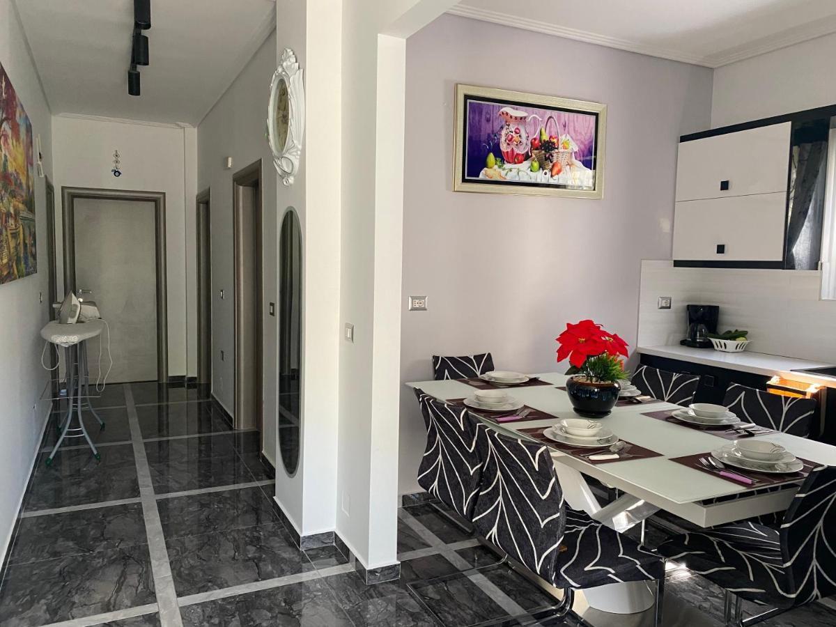 Vila Sinani Sarandë Exteriör bild