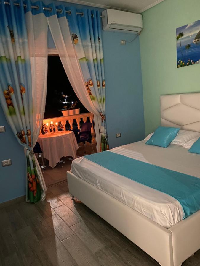 Vila Sinani Sarandë Exteriör bild