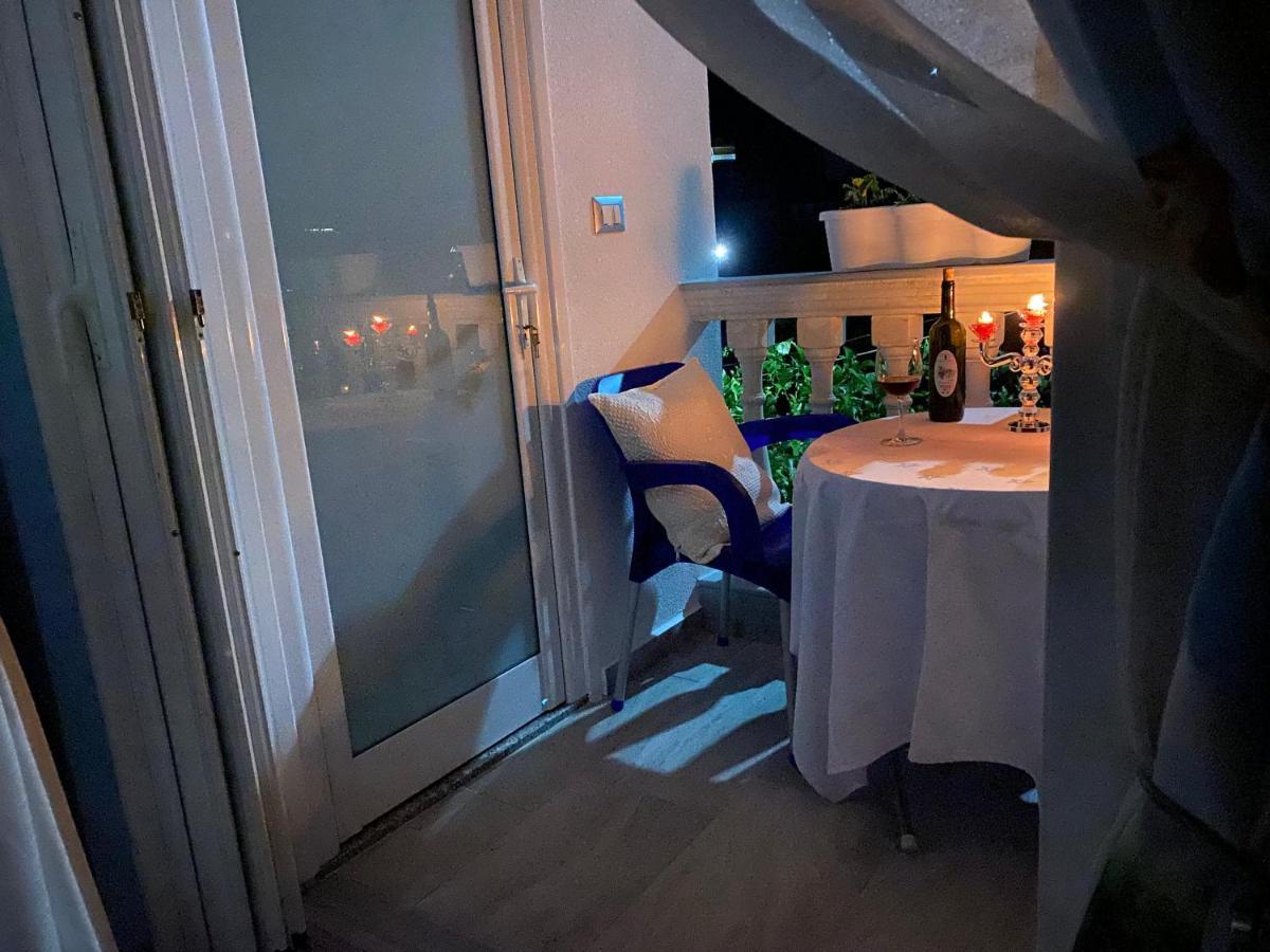 Vila Sinani Sarandë Exteriör bild