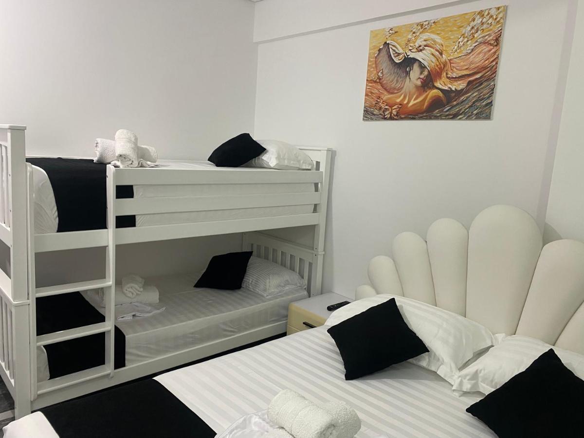 Vila Sinani Sarandë Exteriör bild